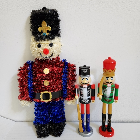 Nutcraker Soldiers Christmas Bundle - Picture 8 of 8